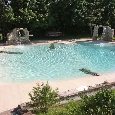 Pesaro Sleeps 12